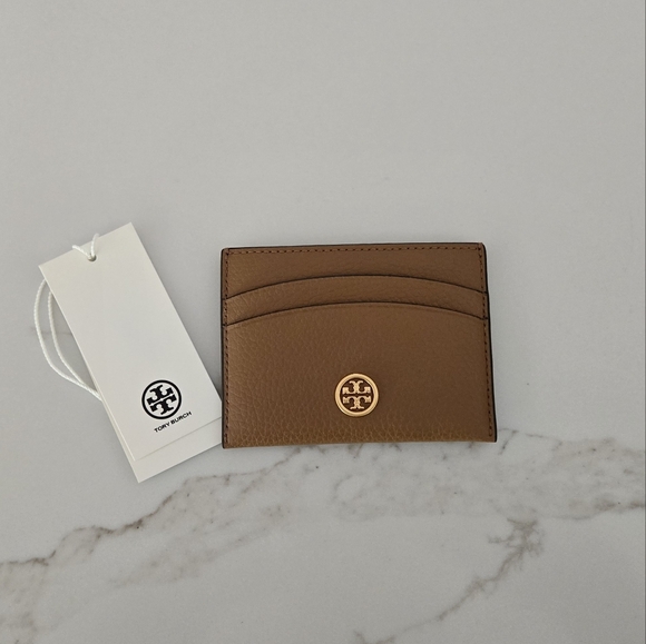 Tory Burch Handbags - NWT Tory Burch Robinson Pebbled Leather Card Case